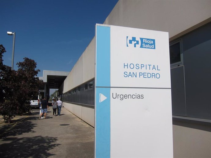 Archivo - Urgencias del hospital San Pedro de Logroño