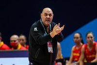 Mondelo: "Me da mucha tristeza que no respeten a España"