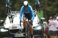 Marc Soler abandona el Tour tras sufrir tres fracturas en los brazos