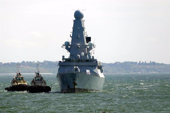 El destructor británico 'HMS Defender'