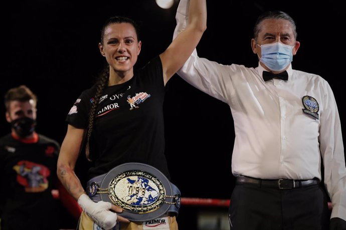 Final del Campeonato de Europa (EBU) de boxeo femenino entre Joana Pastrana y Catalina Díaz.