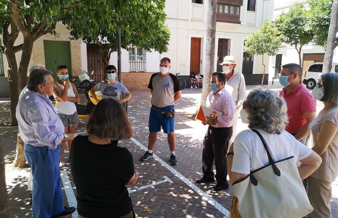 Visita del edil a la plaza del Duque de Veragua