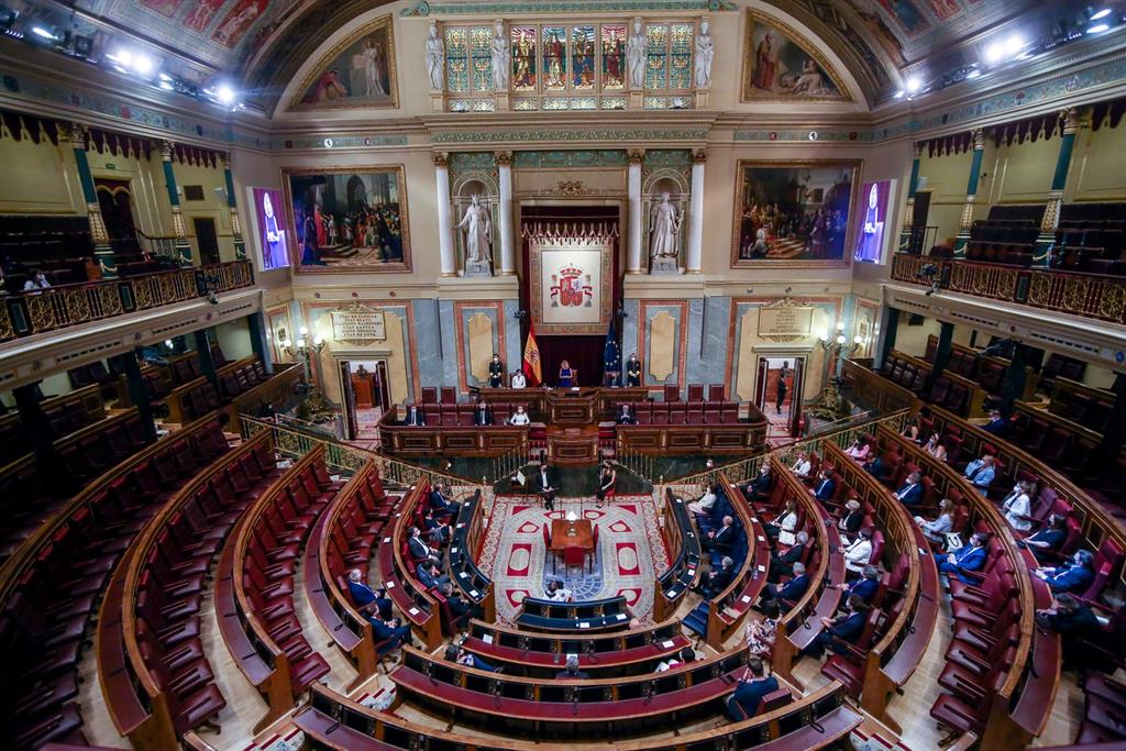 El Congreso homenajea a las víctimas del terrorismo con una rebajada presencia del PP y sin Vox - Vimarsana News
