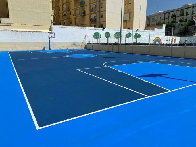 Pista de un colegio.