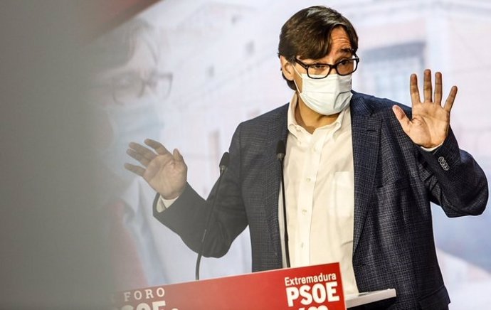 Salvador Illa, en la seva intervenció en un acte del PSOE a Mrida
