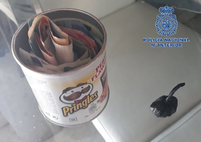 Objetos incautados en una operación policial