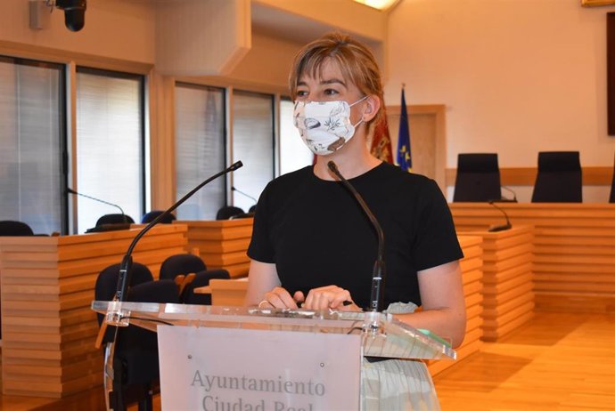 La portavoz del equipo de Gobierno municipal, Mariana Boadella, en rueda de prensa.