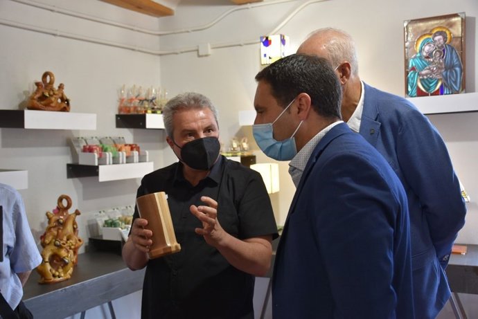 Inauguración del Centro Artesano de Cuenca.