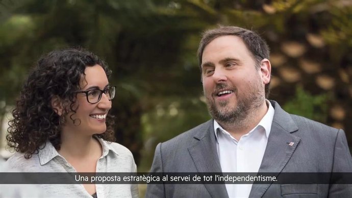Archivo - Imagen de Marta Rovira y Oriol Junqueras durante el acto por videoconferencia de presentación de su libro 'Tornarem a vncer (i com ho farem)'. ARCHIVO.