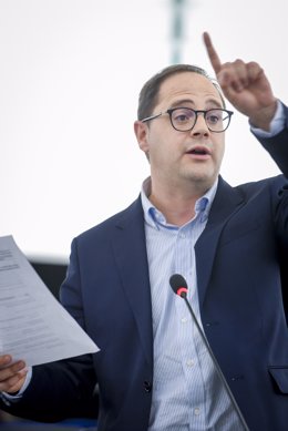 El eurodiputado del PSOE por La Rioja, César Luena