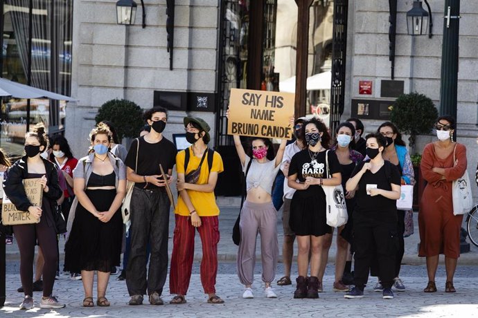 Manifestación contra el racismo y el asesinato Bruno Candé, en Porto.