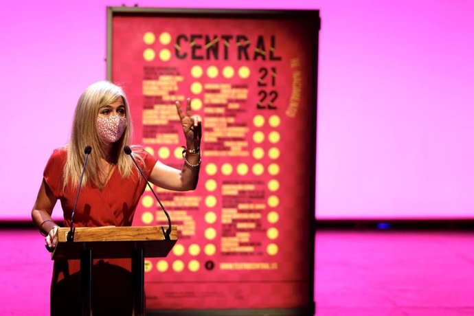 Del Pozo, en la presentación de la nueva temporada del Teatro Central