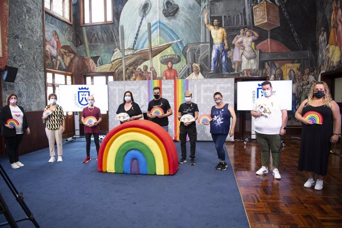 Acto institucional en el Cabildo de Tenerife con motivo del 'Orgullo LGTBI'