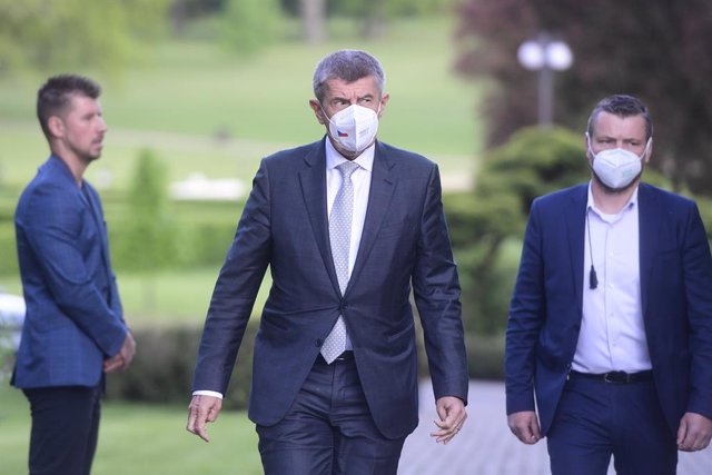31 May 2021, Czech Republic, Lany: Czech Prime Minister Andrej Babis (C)leaves the Lany Castle after a meeting with President Milos Zeman. Photo: Vondrou? Roman/CTK/dpa