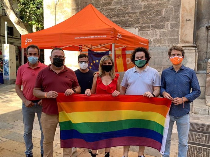 Cs Baleares da a conocer en Palma sus políticas en defensa de los derechos LGTBI