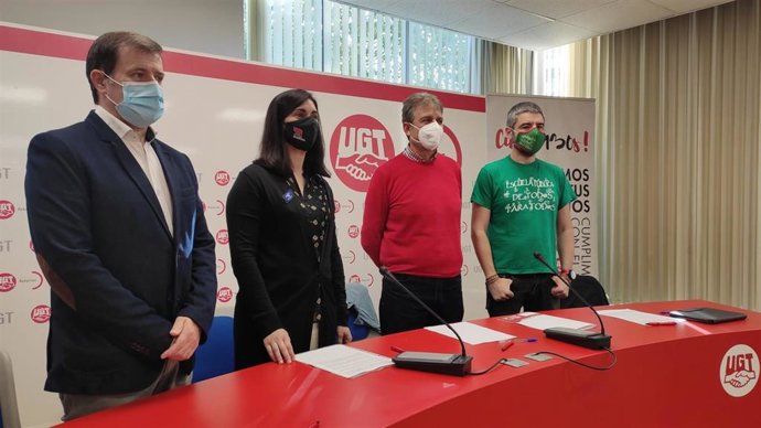 Comparecencia ante la prensa de los sindicatos educativos asturianos ANPE, UGT, CCOO y Suatea