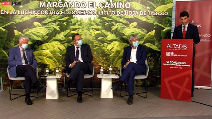 El presidente de Altadis, Jon Fernández de Barrena, durante la celebración del VI Congreso No Contrabando de Altadis.