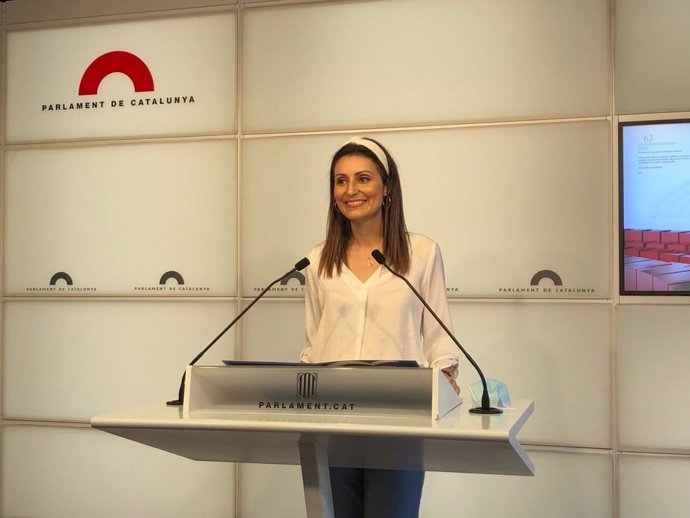 La diputada del PP en el Parlament Lorena Roldán a 29 de junio de 2021 en rueda de prensa en el Parlament