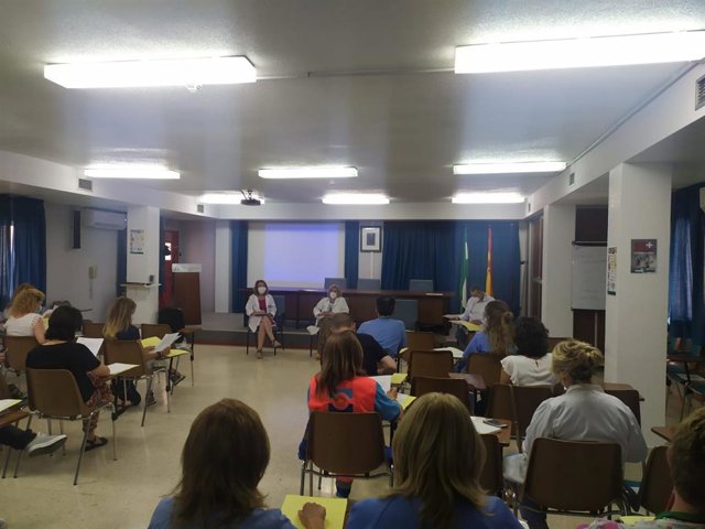 Constitución de la comisión de humanización