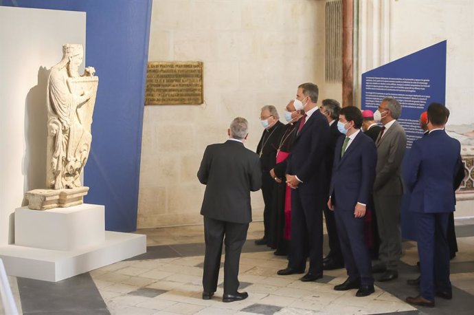 El rey Felipe visita la exposición de Las Edades del Hombre en la Catedral de Burgos