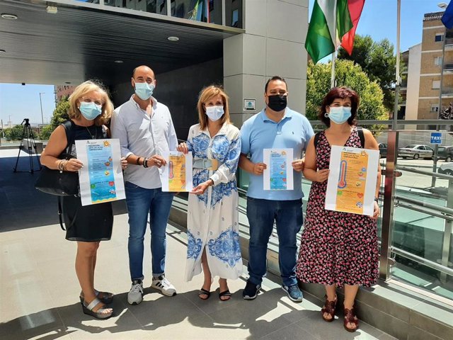 Rus (c) informa sobre el plan ante las altas tempaturas.