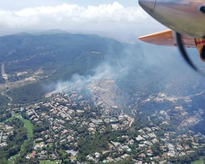 Imagen aérea del incendio declarado en Coll de Sa Creu.