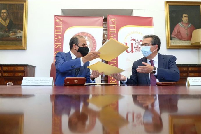 Castro y Pulido firman un convenio de colaboración