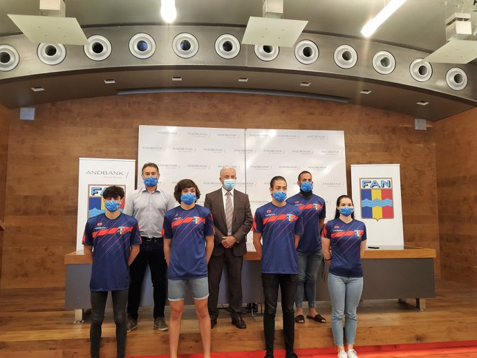 La Federació Andorrana de Natació (FAN) presenta el equipo junior para el Europeo de Roma
