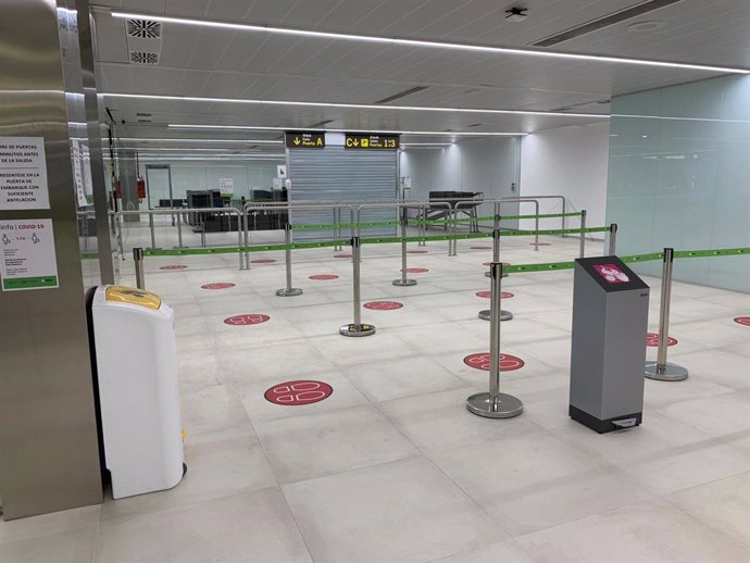 Terminal remodelada en el Aeropuerto de Vitoria