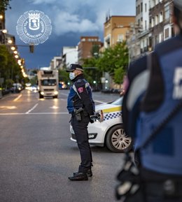 Archivo - Policía Municipal de Madrid desarrolla este semana una campaña de vigilancia y control de vehículos