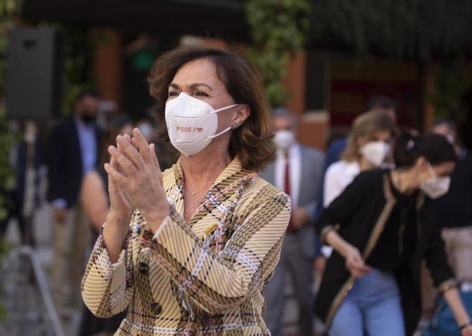 La secretaria de Igualdad del PSOE, vicepresidenta primera del Gobierno y ministra de la Presidencia, Relaciones con las Cortes y Memoria Democrática, Carmen Calvo, durante un acto sobre Memoria Democrática, en Valladolid.