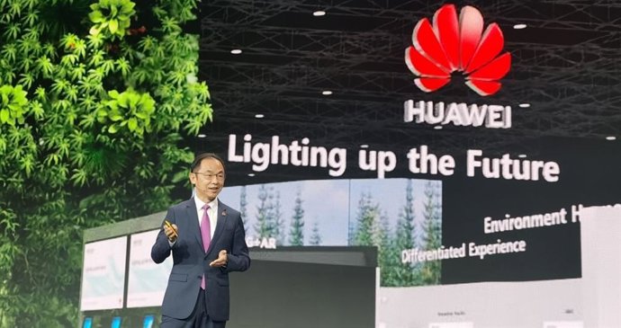 Ryan Ding delivering a keynote