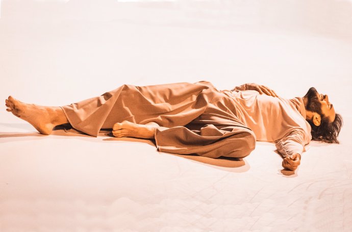 Imagen del espectáculo 'Un cadavre exquis' de Pau Aran