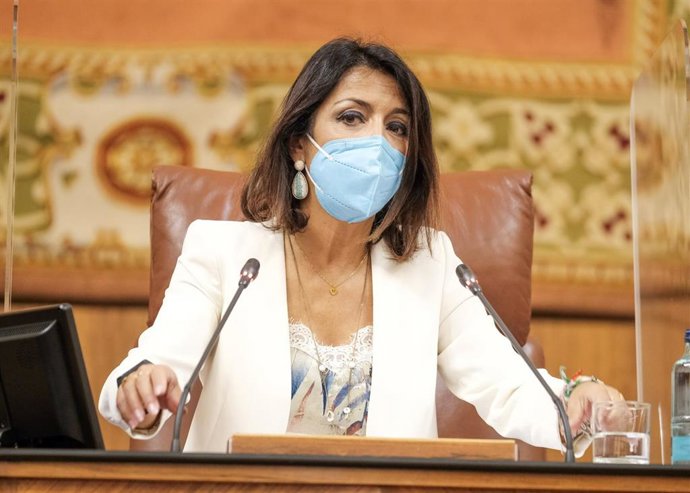 La presidenta del Parlamento andaluz, Marta Bosquet, en una foto de archivo.