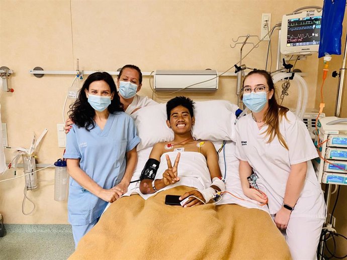 El piloto malayo Khairulamirin Yahaya se recupera en la UCI de Vithas Valencia 9 de Octubre del accidente en el Campeonato de España de Supermoto