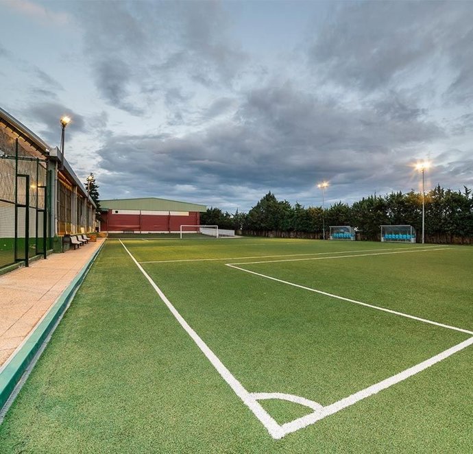 Polideportivo Municipal de Torrelodones- campo de fútbol 7