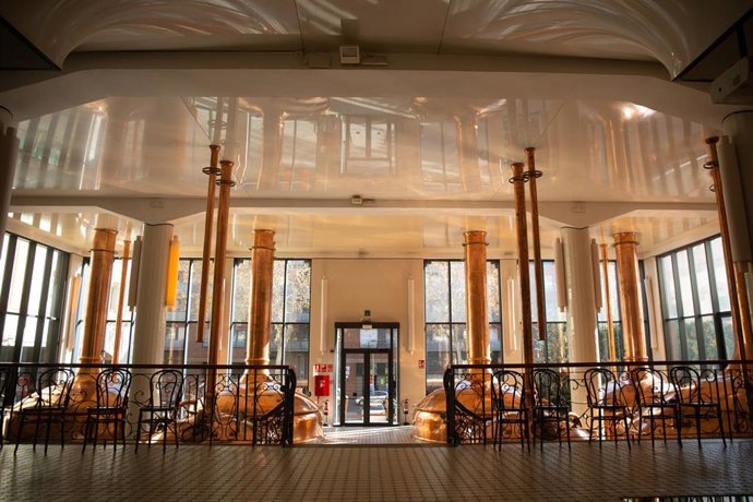 Archivo - El interior de la Antiga Fábrica Damm, en Barcelona, Catalunya (España), a 16 de diciembre de 2020. 