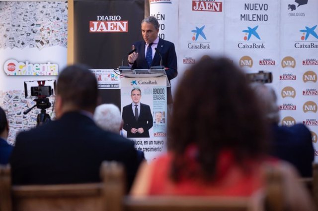 Bendodo interviene en el Diálogo Jaén Nuevo Milenio.