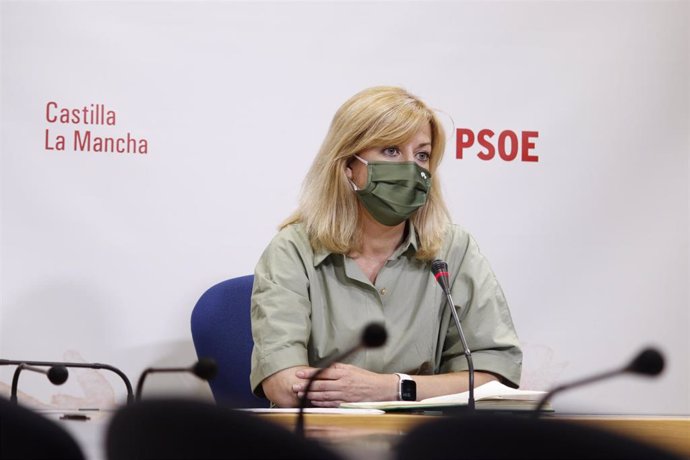 La portavoz del PSOE, Ana Isabel Abengózar.