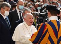 El Papa reúne en el Vaticano a los líderes cristianos presentes en Líbano en una jornada de oración por el país