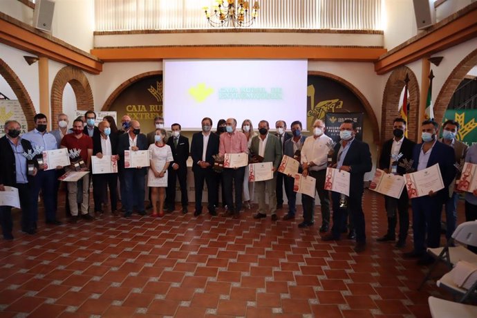 Premiados con los Premios Espigas al Vino DO Ribera del Guadiana y al queso DOP Torta del Casar, Queso de la Serena y Queso Ibores