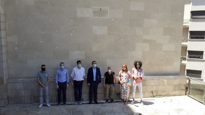 Inauguración de la placa dedicada a Margalida Borrs