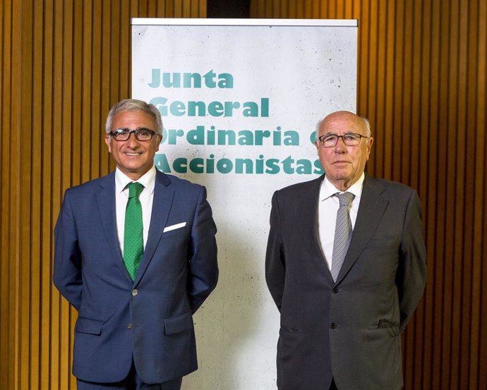 El CEO de Cementos Molins, Julio Rodríguez, i el president de l'empresa, Juan Molins