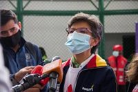 La alcaldesa de Bogotá culpa al uribismo de "generar violencia" en las protestas de la capital