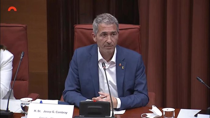 El conseller de Educación de la Generalitat, Josep Gonzlez-Cambray, en la comisión de Educación del Parlament