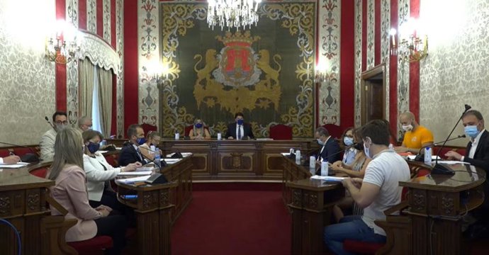 Alicante.- El pleno aprueba 2 declaraciones de apoyo al colectivo LGTBI presentadas por separado por PP y Cs
