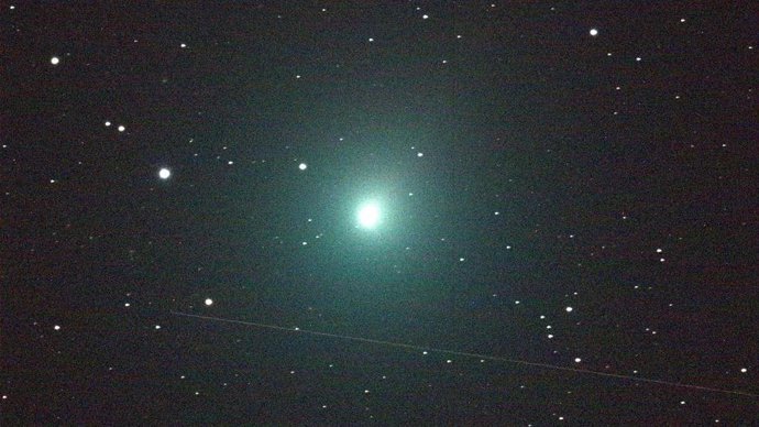 El cometa 46P / Wirtanen hizo su aproximación más cercana a la Tierra el 16 de diciembre de 2018. Debido a las fechas festivas y el brillo verde brillante, el visitante helado fue apodado el 'Cometa de Navidad'.