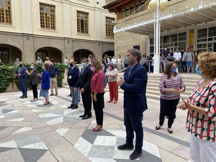 El minuto de silencio ha tenido lugar en el Edificio Pignatelli.