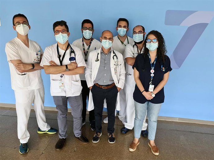 Una comunicación realizada por profesionales de Medicina Interna del Hospital Universitario Clínico San Cecilio de Granada ha sido premiada como experiencia de comunicación y difusión para el fomento de la cultura de seguridad del paciente.