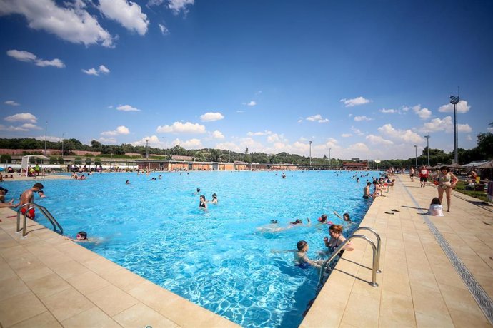 La COmunidad de Madrid dará 580 entradas diarias para las piscinas de Puerta de Hierro, Canal Isabel II y San Vicente de Paul